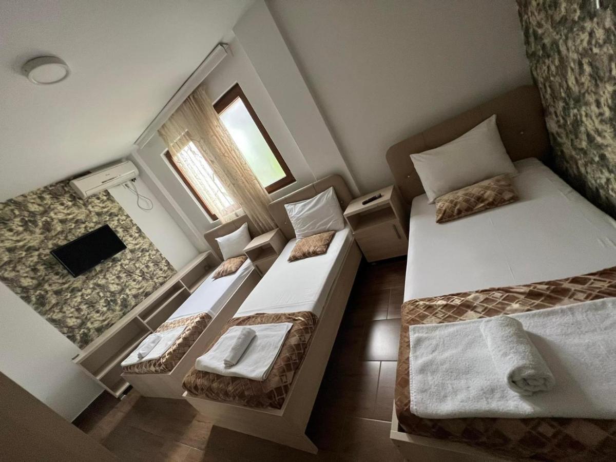 Hotel Ultra Star スコピエ エクステリア 写真