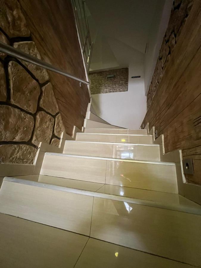 Hotel Ultra Star スコピエ エクステリア 写真